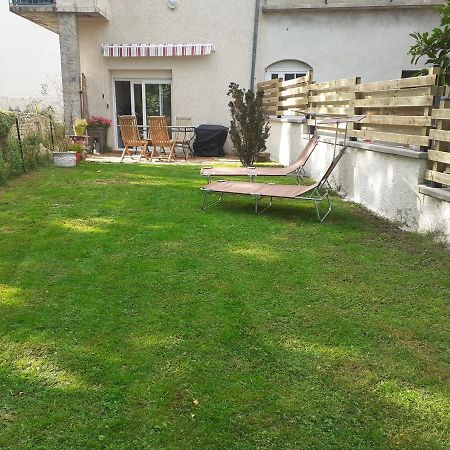 Appartement Rez De Chaussee Avec Terrasse Et Jardin Tence Eksteriør bilde